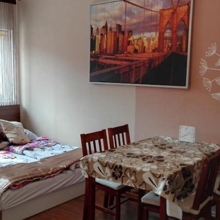 Sunshine Apartman Apartamento Siófok Exterior foto