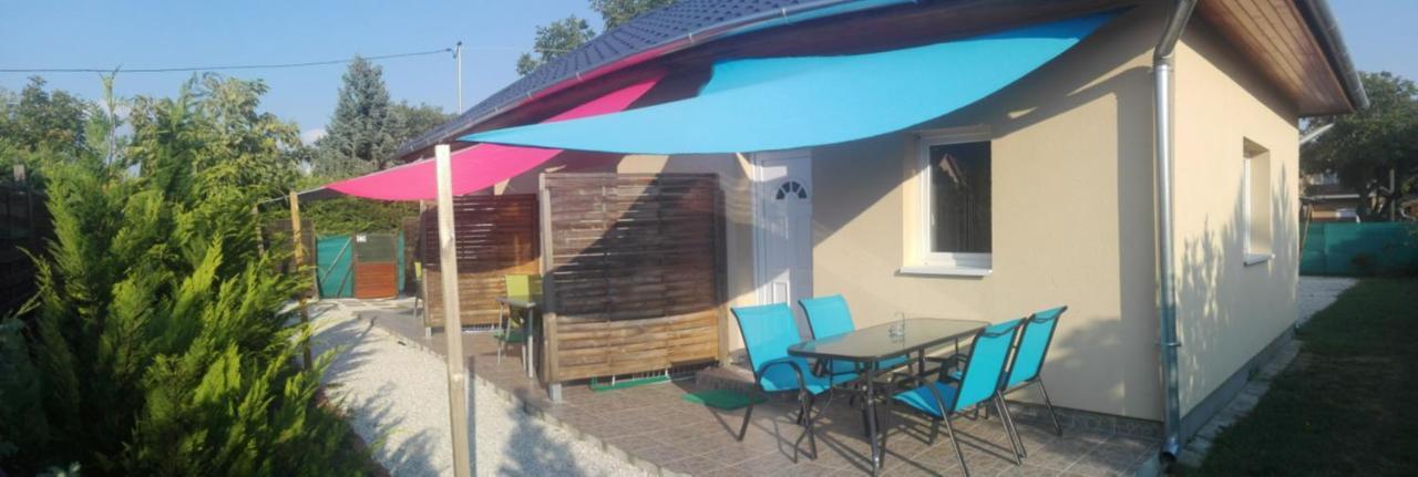 Sunshine Apartman Apartamento Siófok Exterior foto